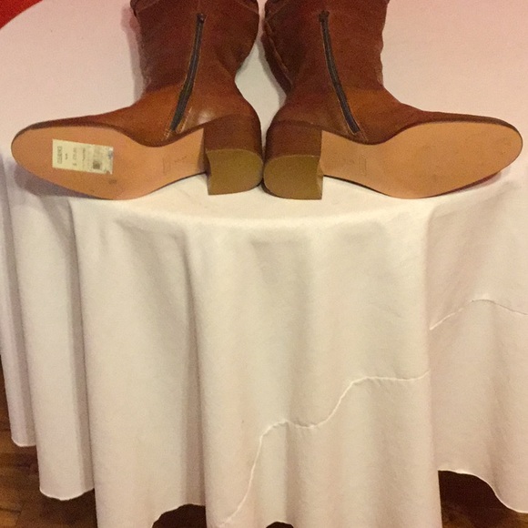 Coach Boots - Picture 3 of 8